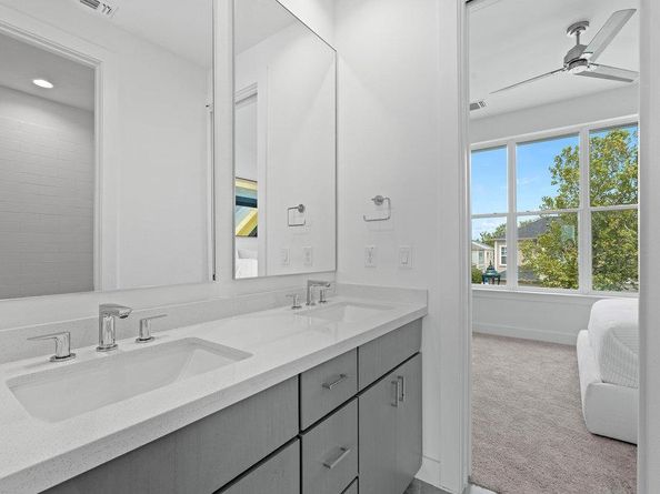 2805 McCurdy ST 12, Austin TX 78723