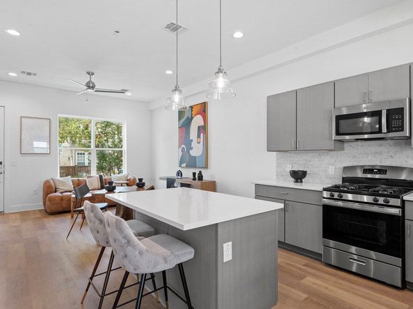 2805 McCurdy ST 12, Austin TX 78723