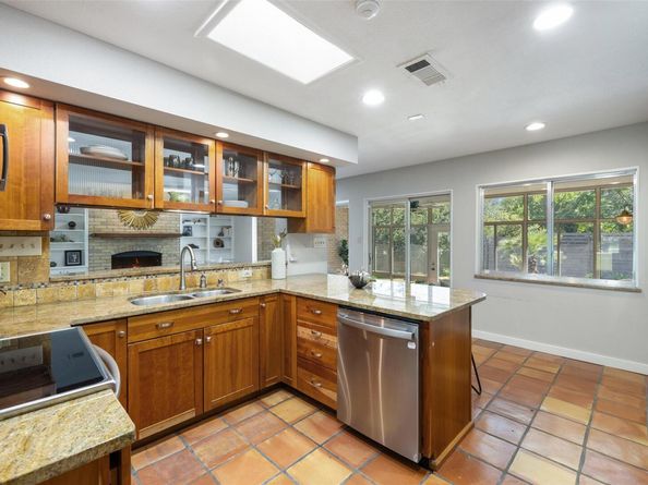 4203 Bamford DR, Austin TX 78731