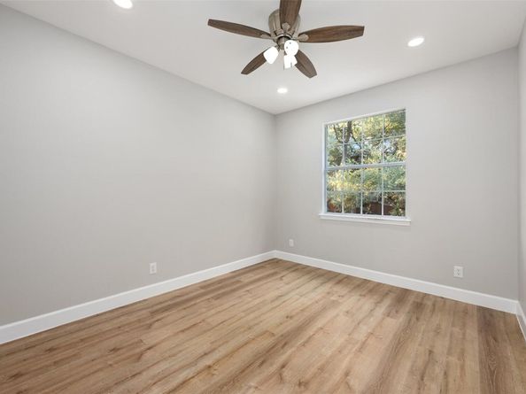 126 Copperleaf RD, Lakeway TX 78734