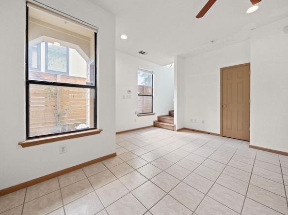 1904 Garden ST B, Austin TX 78702