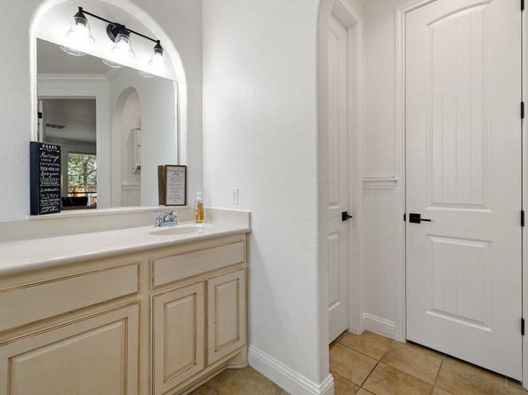 Undisclosed Address #5144950, Cedar Park TX 78613