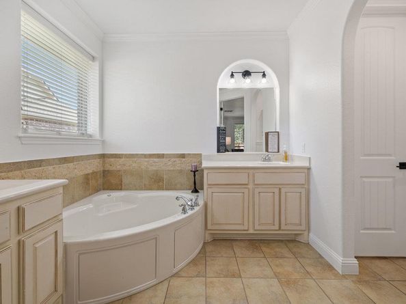 Undisclosed Address #5144950, Cedar Park TX 78613