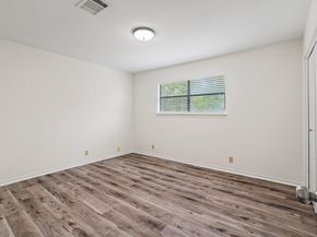 105 Tallwood DR, Georgetown TX 78628