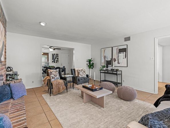 105 Tallwood DR, Georgetown TX 78628
