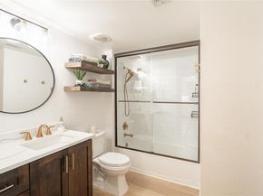 54 Rainey ST 314, Austin TX 78701