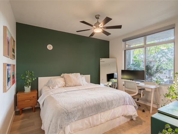 54 Rainey ST 314, Austin TX 78701