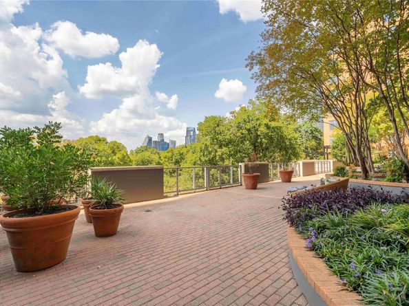 54 Rainey ST 314, Austin TX 78701