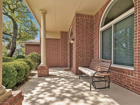 13353 Amasia DR, Austin TX 78729