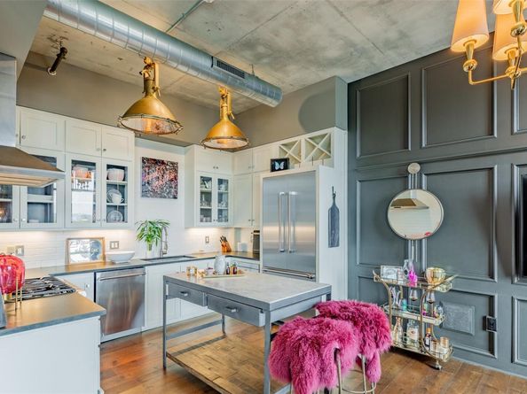 800 W 5th ST 606, Austin TX 78703