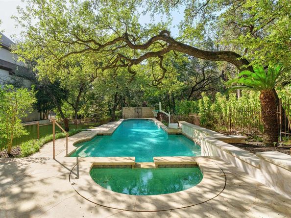2900 Meandering River CT, Austin TX 78746
