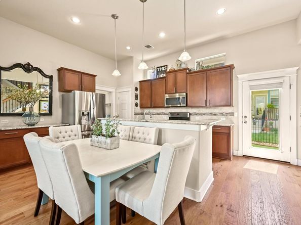 10904 Brazoria LN 88, Austin TX 78717