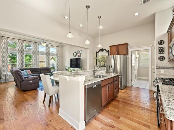 10904 Brazoria LN 88, Austin TX 78717