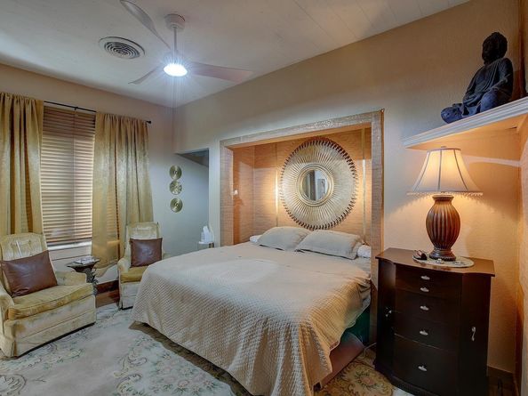 1903 S Austin Ave, Georgetown TX 78626