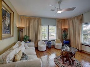 1903 S Austin Ave, Georgetown TX 78626