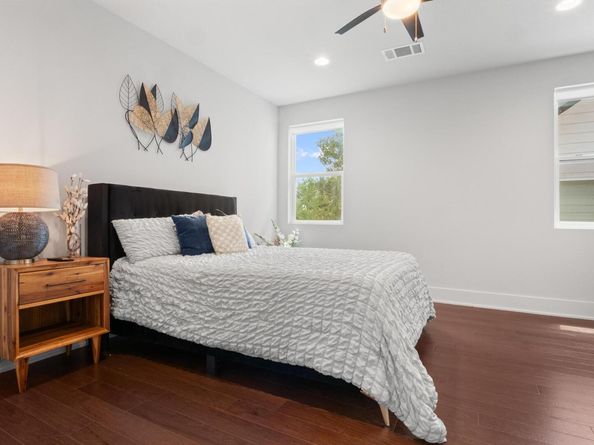 7924 Yellow Thistle TRL 39, Austin TX 78735