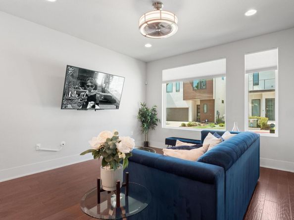 7924 Yellow Thistle TRL 39, Austin TX 78735