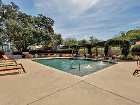 1901 Warely LN 292C, Austin TX 78741
