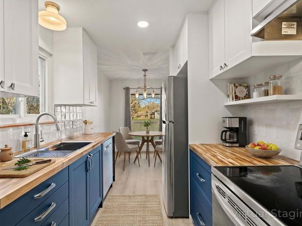 7016 Crosswood DR, Austin TX 78745