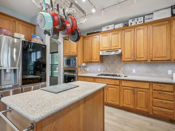 2010 Starr PASS, Leander TX 78641