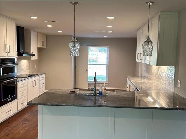 6803 Fence Line DR, Austin TX 78749