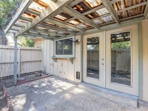 901 E Village LN, Austin TX 78758