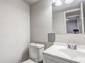 901 E Village LN, Austin TX 78758