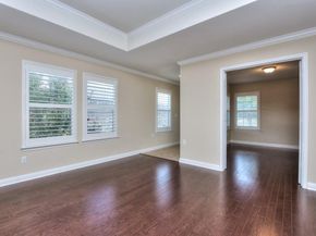 106 Kickapoo Creek LN, Georgetown TX 78633