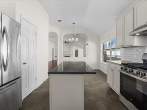 13553 Anarosa LOOP, Austin TX 78727