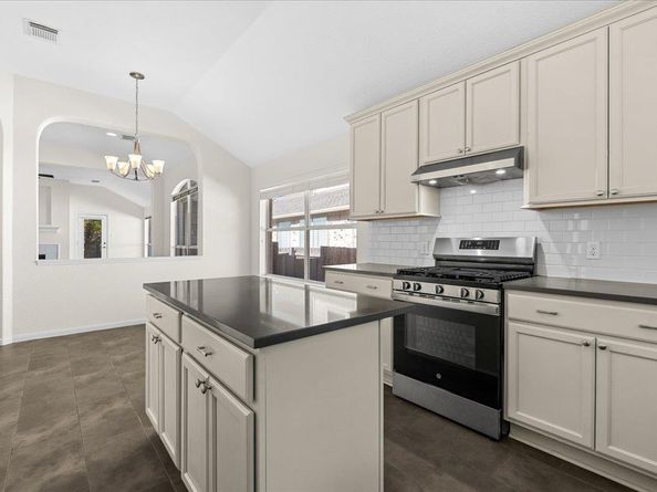 13553 Anarosa LOOP, Austin TX 78727