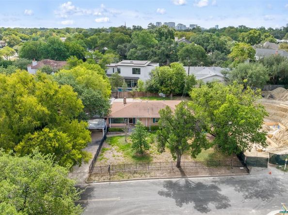 2605 Hillview Rd, Austin TX 78703