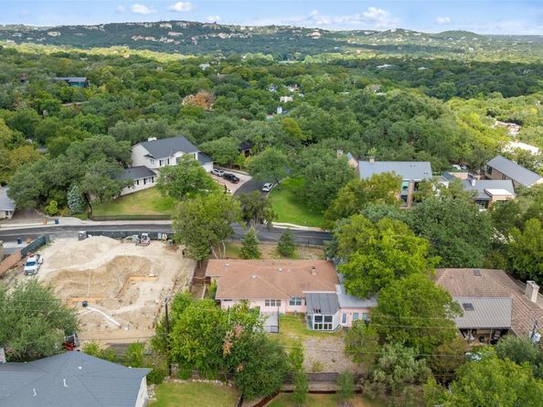 2605 Hillview Rd, Austin TX 78703