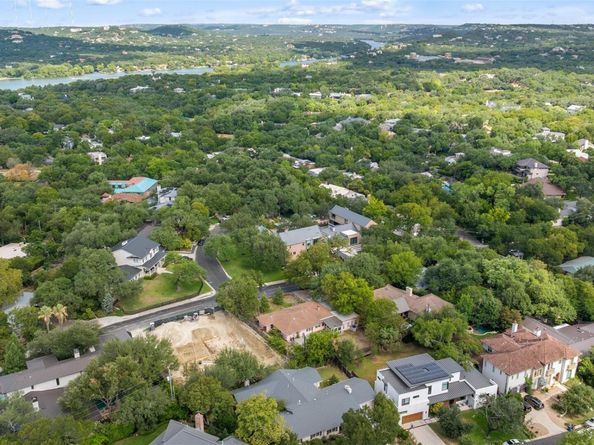2605 Hillview Rd, Austin TX 78703