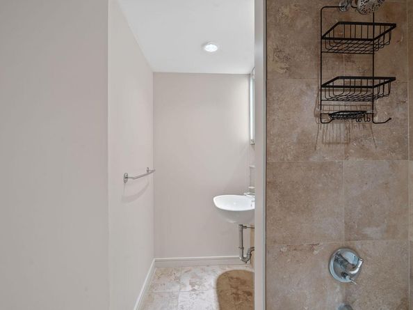 1212 Guadalupe ST 805, Austin TX 78701