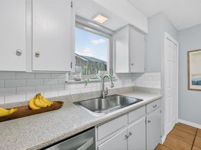 2005 Scofield LN, Austin TX 78727