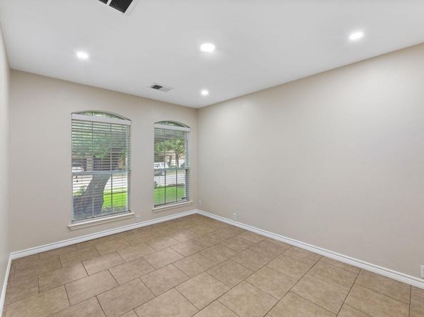 816 Rusk RD, Round Rock TX 78665