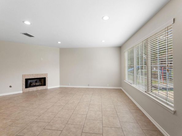 816 Rusk RD, Round Rock TX 78665