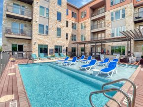 1900 Barton Springs RD 5033, Austin TX 78704