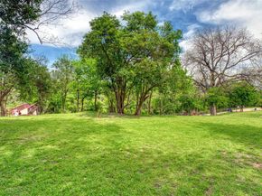 1900 Barton Springs RD 5033, Austin TX 78704