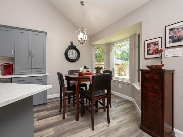 405 Reinhardt BLVD, Georgetown TX 78626