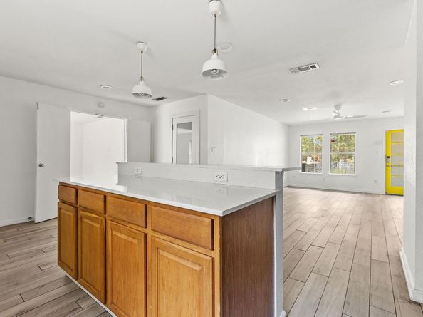 5307 Ledesma RD, Austin TX 78721