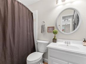 18702 Venture DR, Point Venture TX 78645