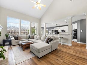 18702 Venture DR, Point Venture TX 78645