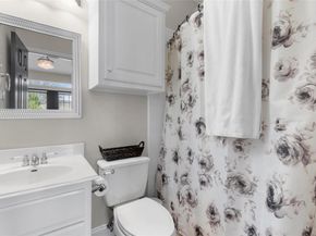 18702 Venture DR, Point Venture TX 78645