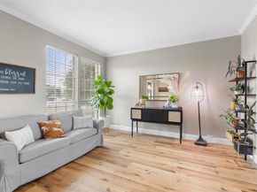 18702 Venture DR, Point Venture TX 78645