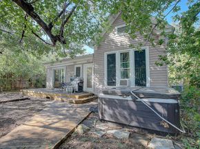 905 S Walnut ST, Georgetown TX 78626