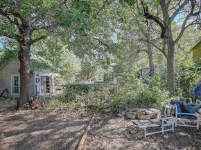 905 S Walnut ST, Georgetown TX 78626