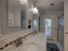 905 S Walnut ST, Georgetown TX 78626