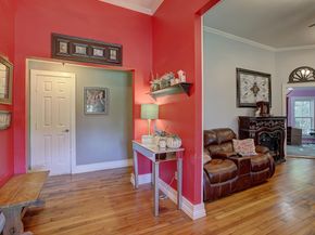905 S Walnut ST, Georgetown TX 78626
