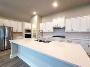 337 Alicante LN, Liberty Hill TX 78642